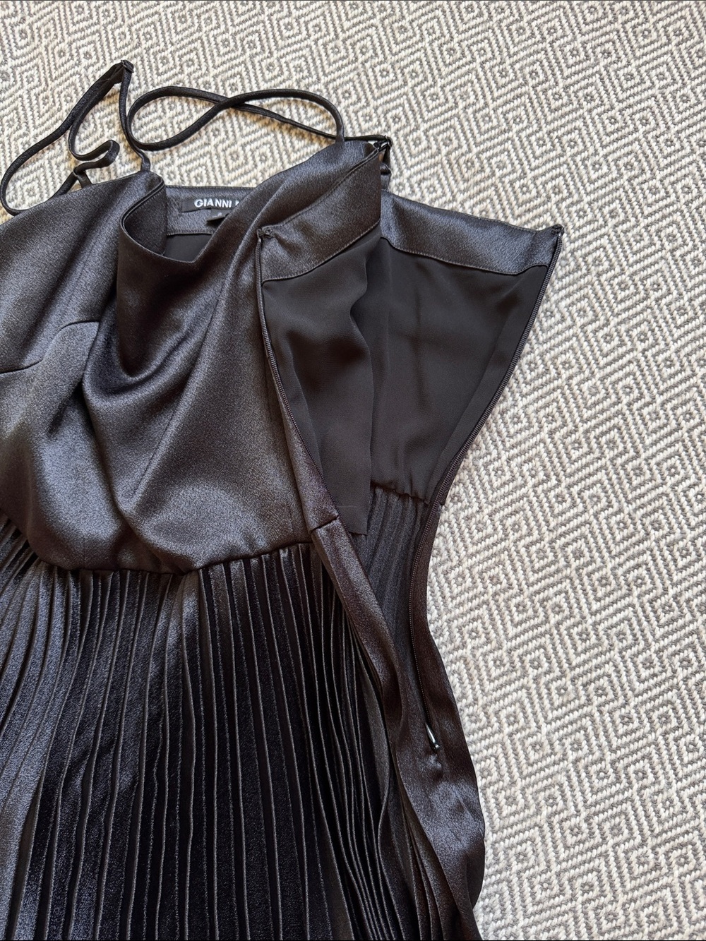 Gianni Bini Elegant Black accordion Dress with adjustable Spaghetti Straps - Picture 10 of 16